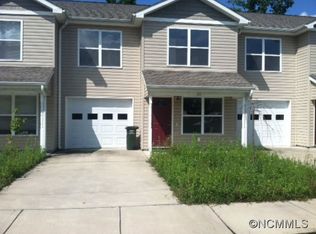 23 Meredith Dr, Hendersonville, NC 28792