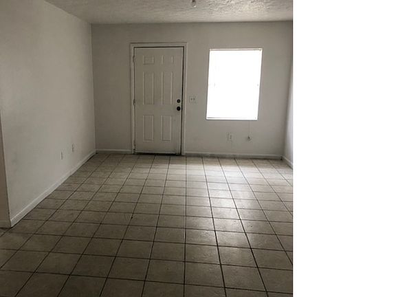 2nd image of 3402 Phillips St APT B