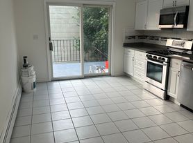 398 Palmer Rd, Yonkers, NY