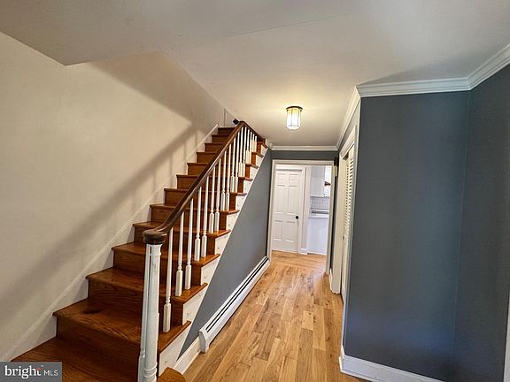 2nd image of 765 Farnum Rd