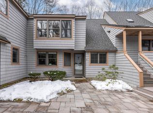 2 Winslow Pl #2, Cape Elizabeth, ME 04107