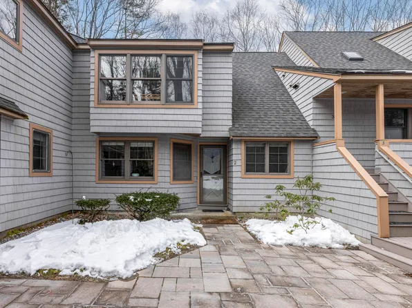 2 Winslow Place #2, Cape Elizabeth, ME 04107
