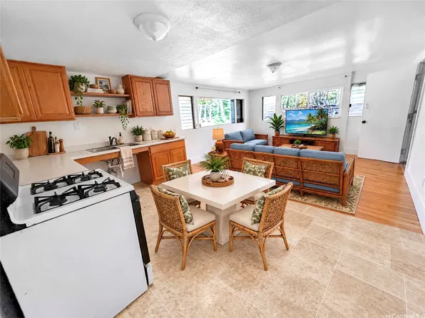 59-059 Hoalua St, Haleiwa, HI 96712