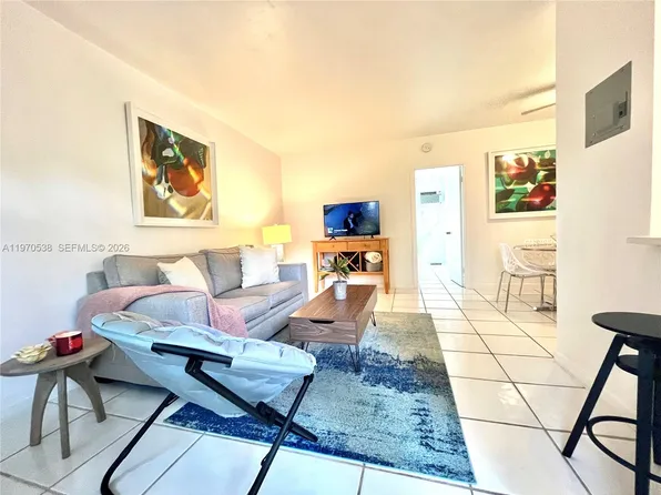 6310 SW 79th St APT 2, South Miami, FL 33143