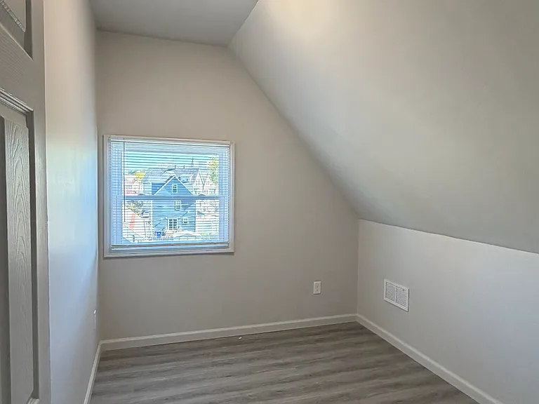 344 Blackstone St #3 — Photo 8
