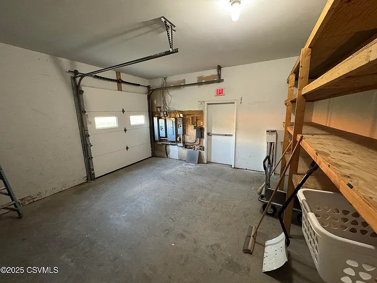 1689 Westbranch Hwy — Photo 25