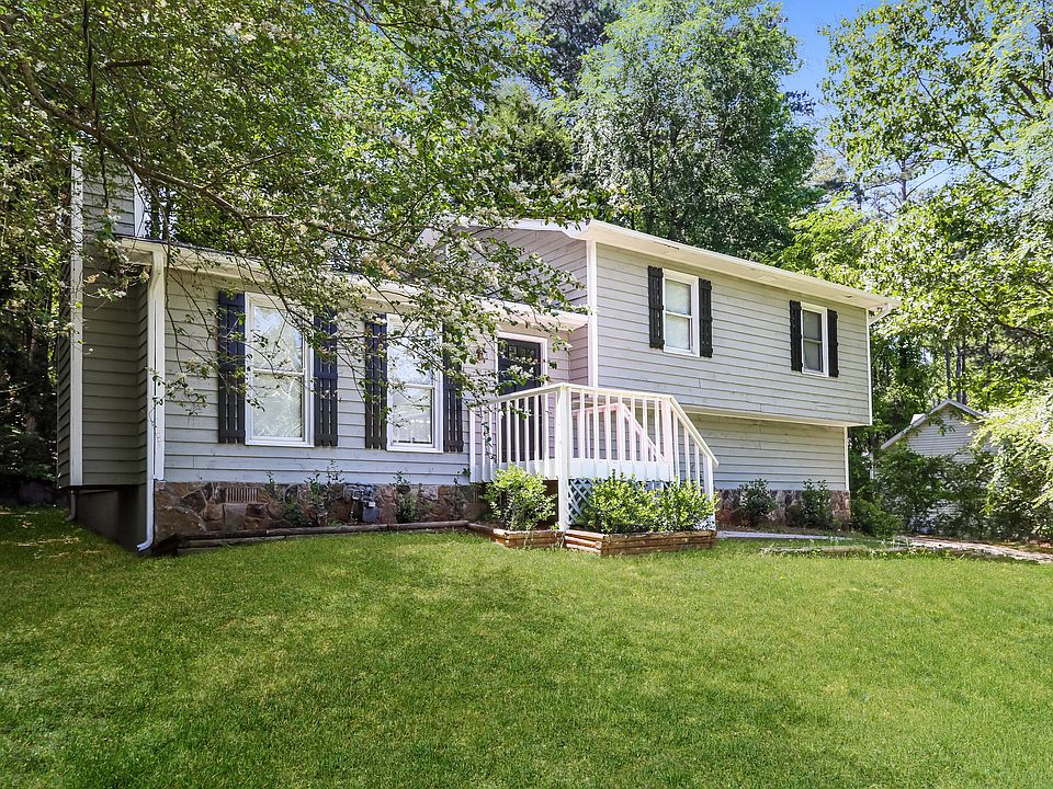 1st image of 4031 Wrexham Dr