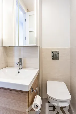 Rented by EXR | media 45