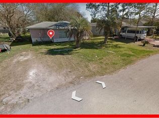 1112 N Avenue N, Freeport, TX 77541