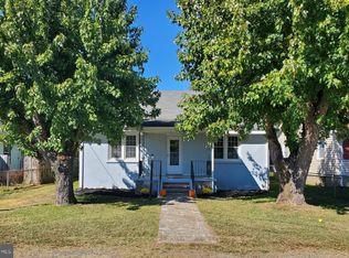 203 2nd St, Colonial Beach, VA 22443