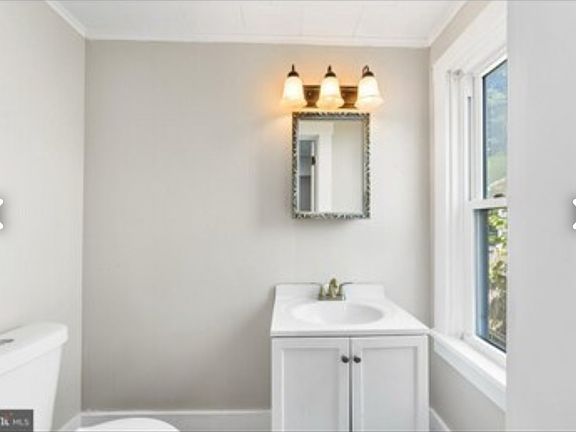 5th image of 29 7th St #27