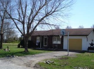 8660 Old Timer Rd, Du Quoin, IL 62832