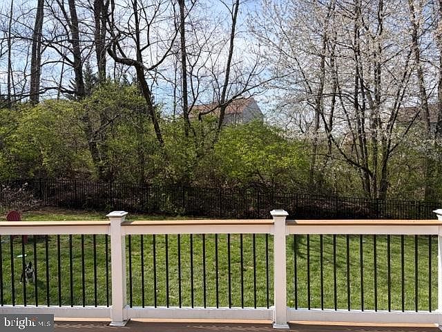 1st image of 16 Matthew Dr
