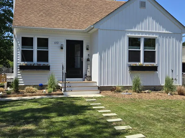 619 4th St, Absecon, NJ 08201