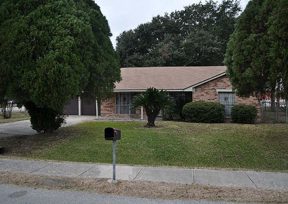 2nd image of 8511 Haynes St