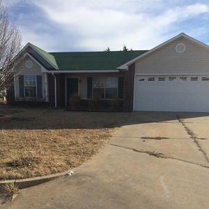 921 Sleepy Hollow Ct, Noble, OK, 73068
