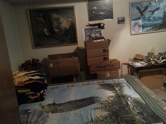 3rd image of 637 Eastwood Dr
