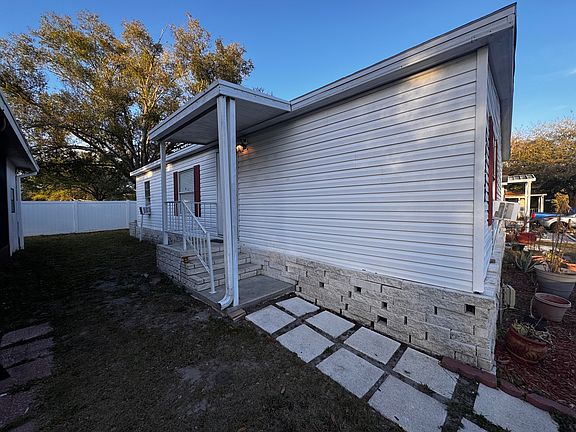 3rd image of 12240 Acorn Ridge Dr