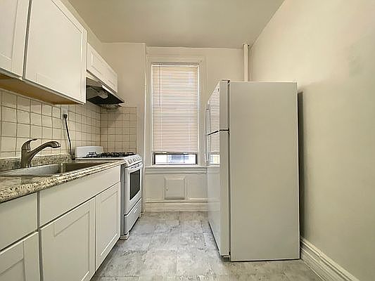 2nd image of 34-30 28th St #2F