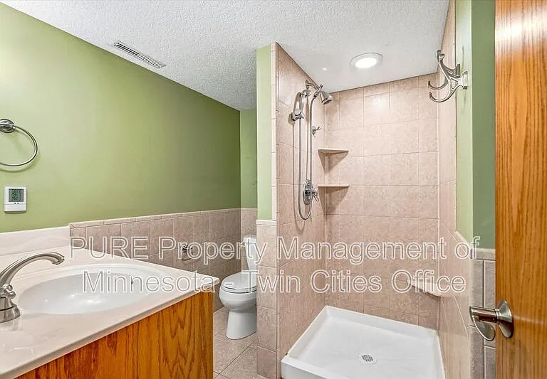 10247 Nottingham Trl — Photo 38