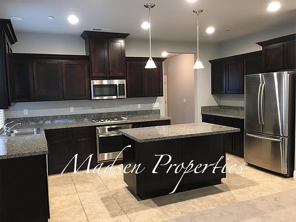 3235 Freshwater Creek- Kitchen