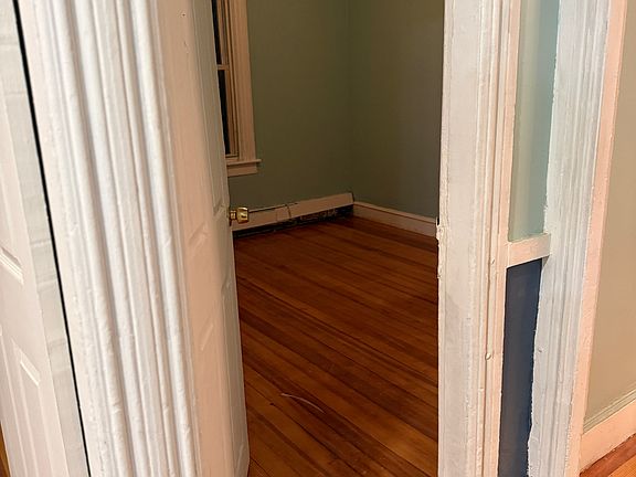 4th image of 34 Concannon St Floor 2