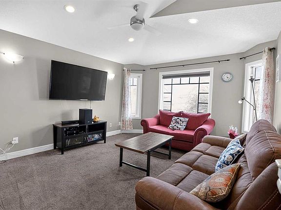 5th image of 8606 S 102a Ave
