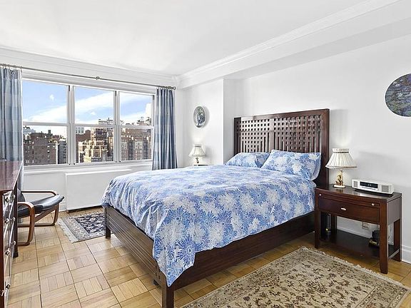 4th image of 205 3rd Ave APT 20E