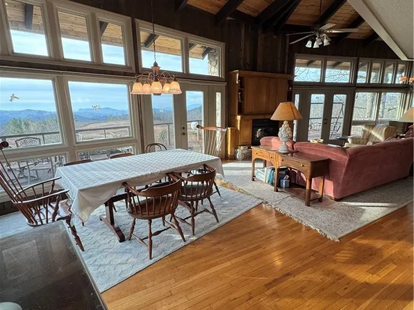 160 Crestwood Circle, Newland, NC 28657