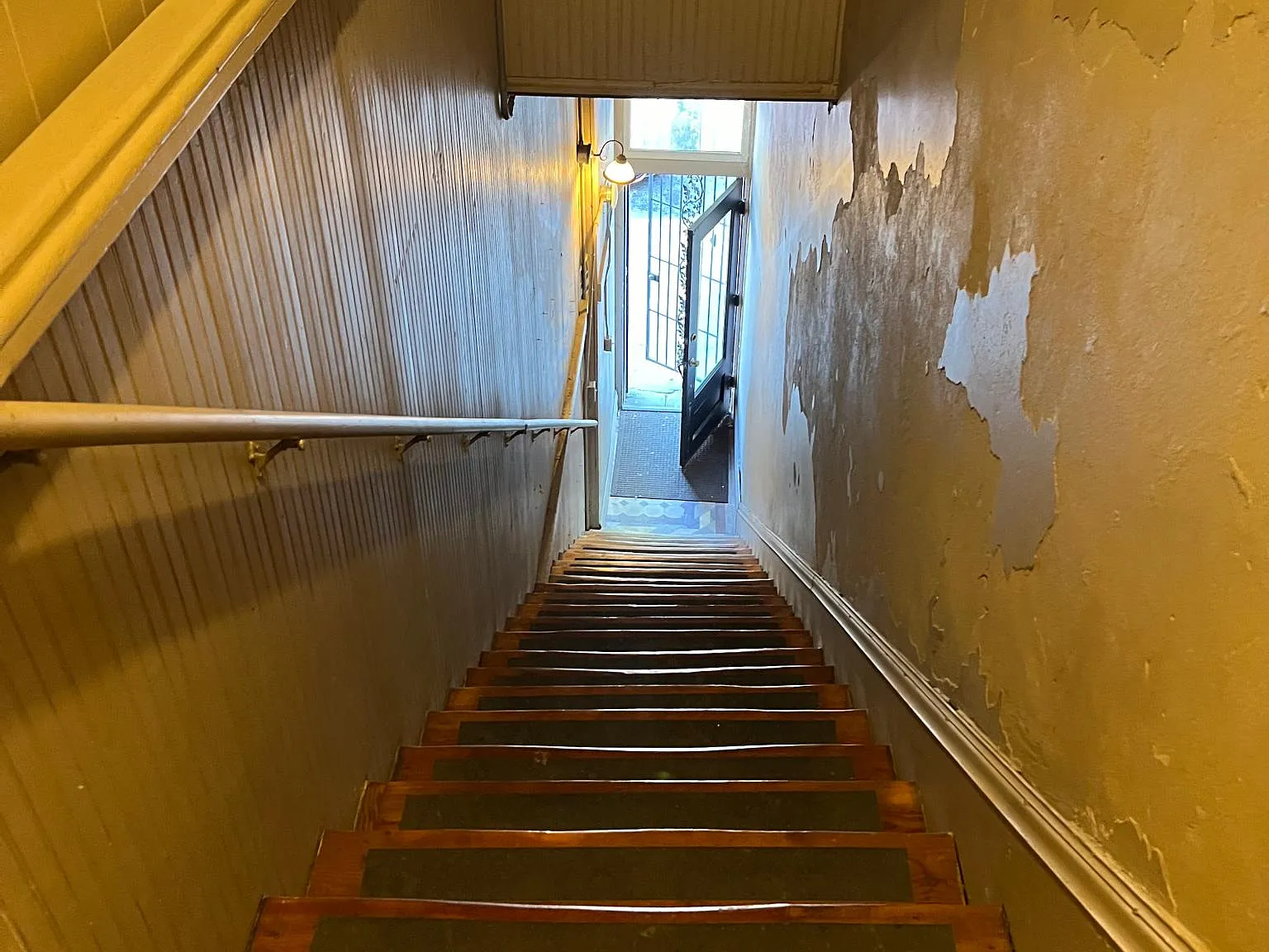 2 bed, 2200 sqft, $1,150 — Photo 4