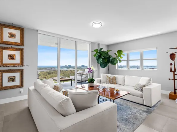 14951 Royal Oaks Ln APT 2409, North Miami, FL 33181