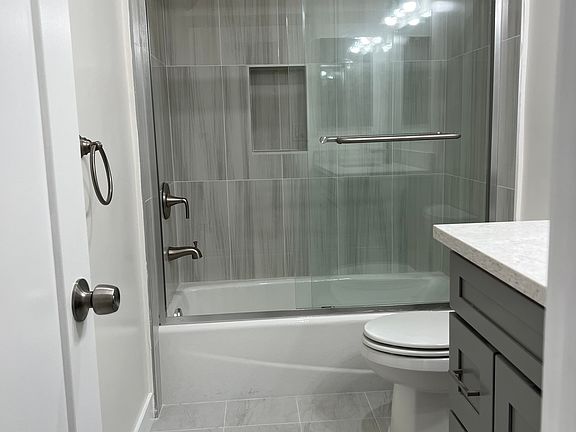 5th image of 307 1/2 E Puente St
