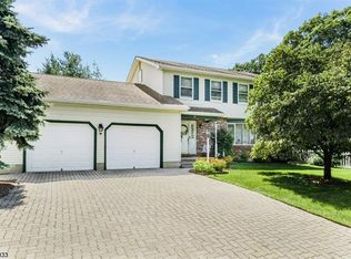 12 Lawnwood Ave, Newton, NJ 07860