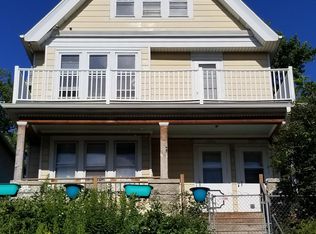 2857 S Linebarger Ter, Milwaukee, WI 53207