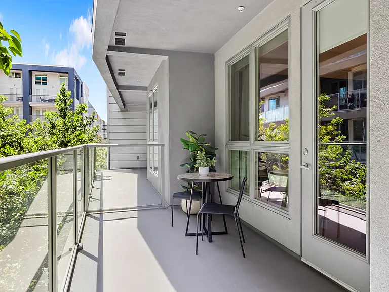 Balcony | Next on Lex Apartments | Luxury Apartments in Glendale CA