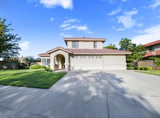 44127 Ruthron Ave, Lancaster, CA 93536