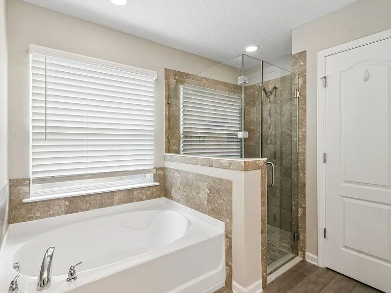 70305 Winding River Dr — Photo 16