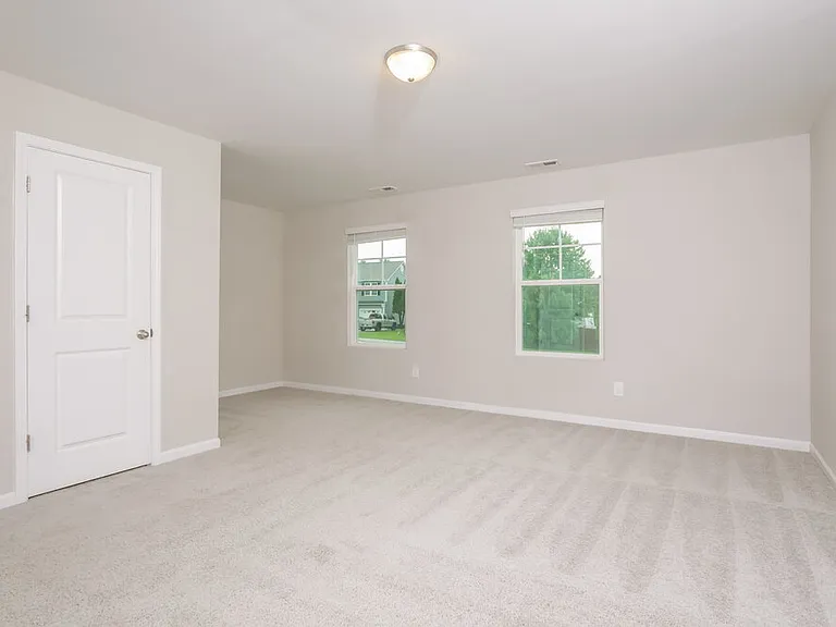 546 Wendell Falls Pkwy — Photo 14