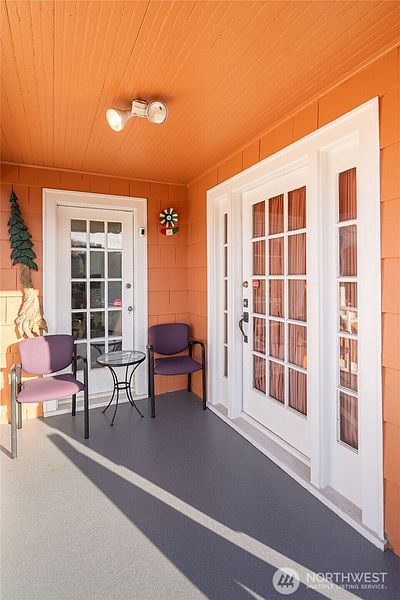 2nd image of 801 Spruce Street