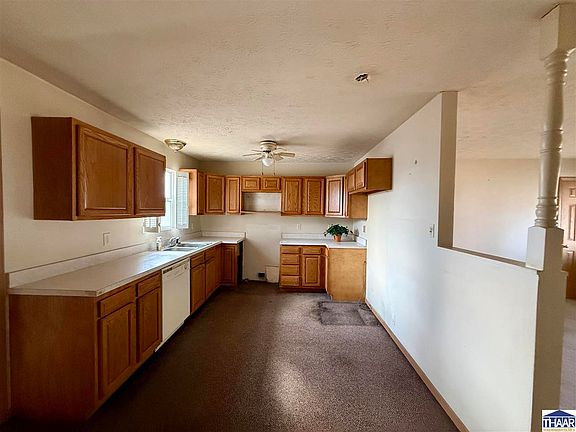 5th image of 2065 Blue Ridge Dr