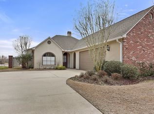 1263 Springlake Dr, Baton Rouge, LA 70810