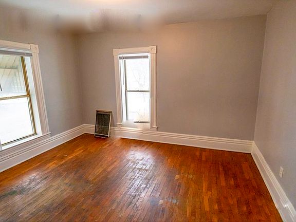 3rd image of 220 N Dexter St #222.5