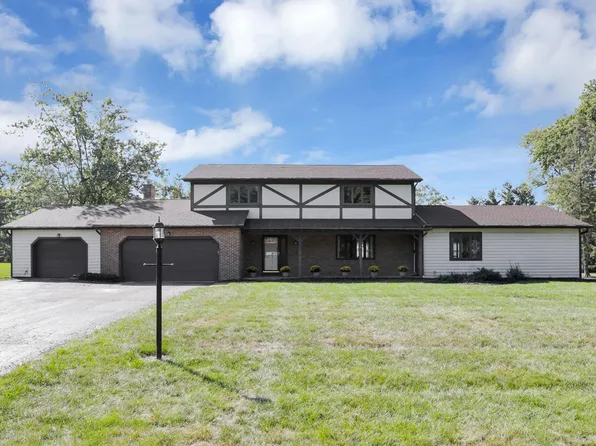 8869 Chevington Chase Dr, Pickerington, OH 43147