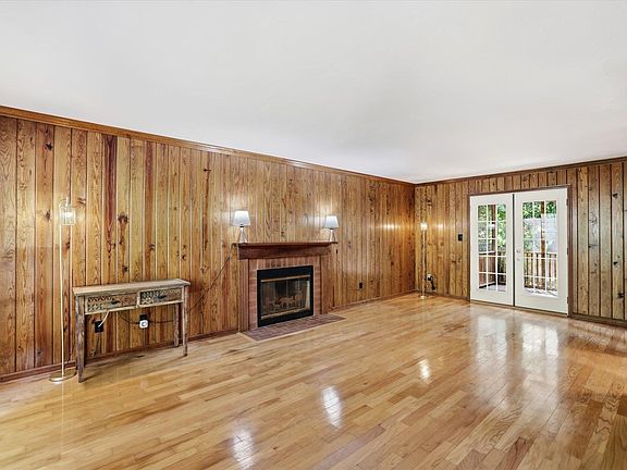 3rd image of 2268 Tuscavilla Rd