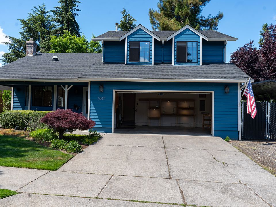 1st image of 1647 Goldcrest Ave NW
