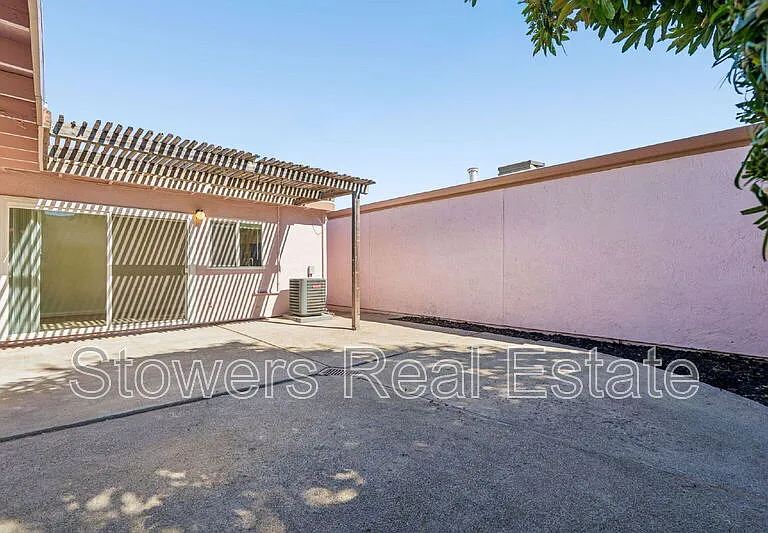 2535 Heatherlark Cir — Photo 17