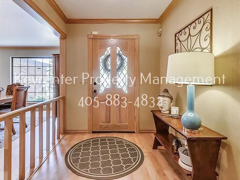 1408 Fox View Ct — Photo 4