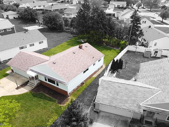 3rd image of 4541 Springvale Dr