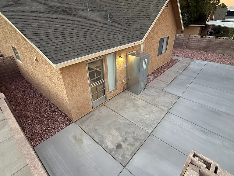 1104 Norma Joyce Ln — Photo 6