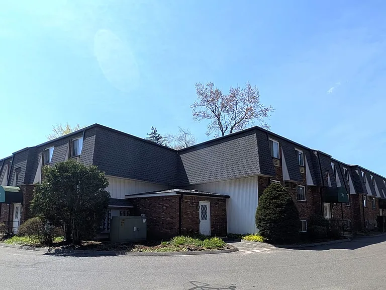 510 McKinstry Ave — Photo 3